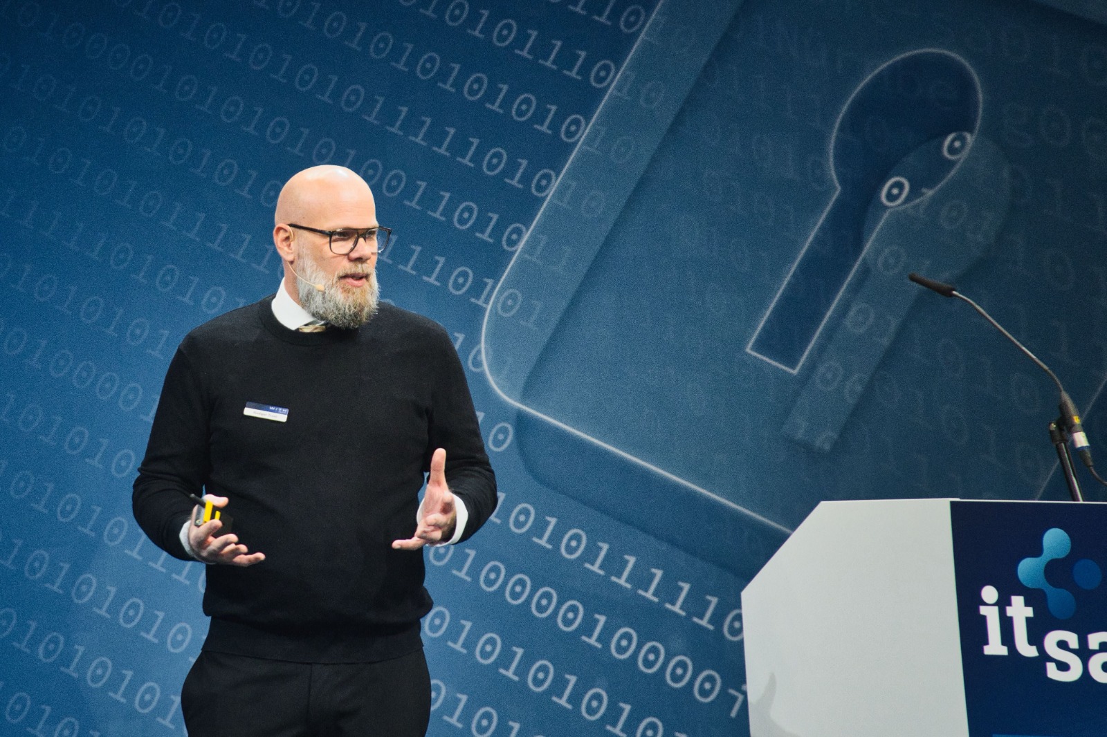 Rüdiger Trost auf der Bühne